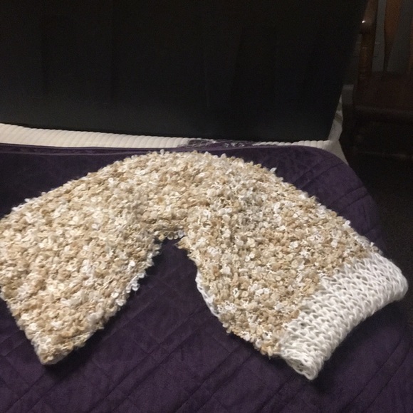 Infinity scarf - Picture 1 of 4